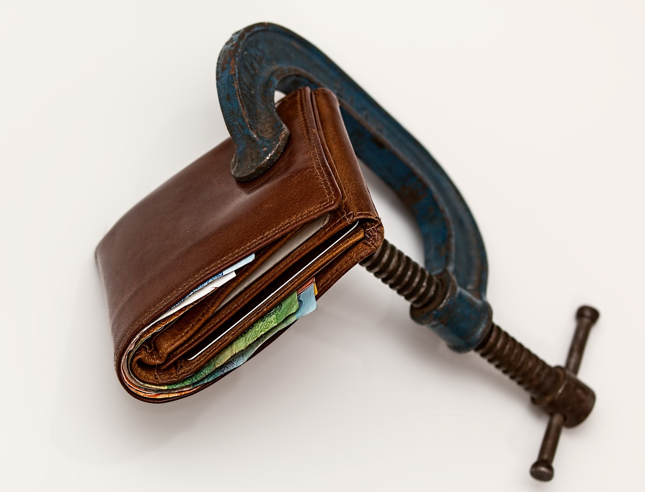 How to Use Wallets for Secure Asset Transfers